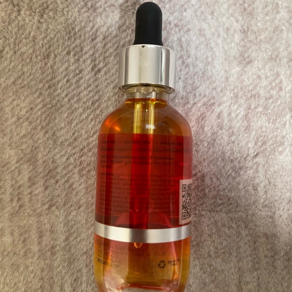 HAIRFINITY Nourishing
Botanical Oil - Picture 3 of 3